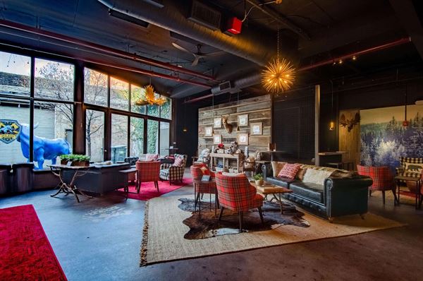 Kick Axe Throwing - BK