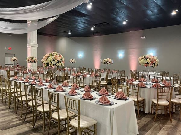 Slate at II Creeks Venue