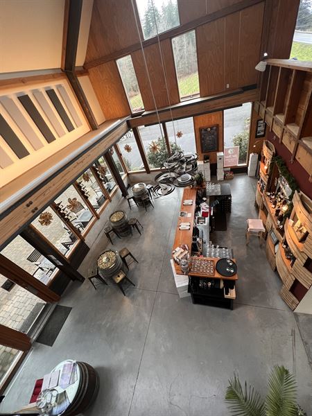 Phelps Creek Vineyards