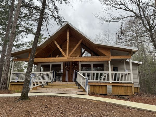 Cross Pointe Venue and Chapel