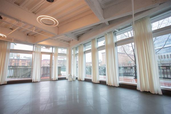 Franchesca's At Waterplace