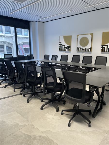 Nomadworks Times Square