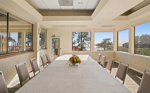 Seascape Beach Resort