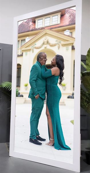 Shine Bright 360 Photobooth