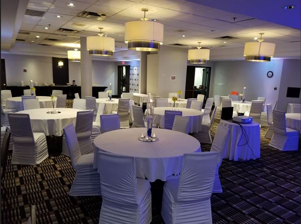 Four Points By Sheraton Mississauga Meadowvale