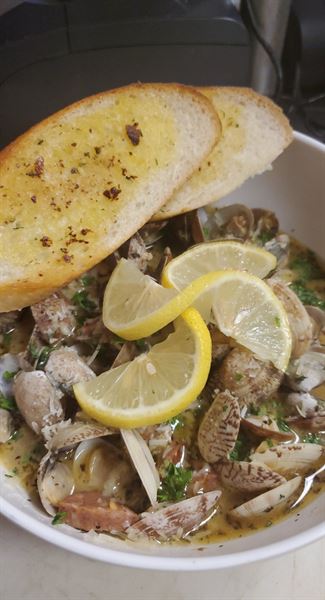 Ice Harbor Brewery @ the Marina