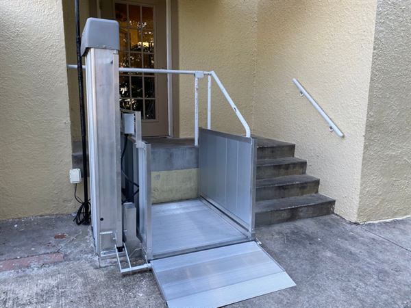 Crystal Bay Historic Hotel