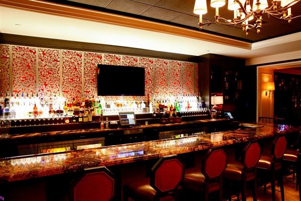 High Rollers Luxury Lanes and Lounge