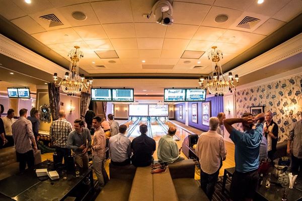 High Rollers Luxury Lanes and Lounge