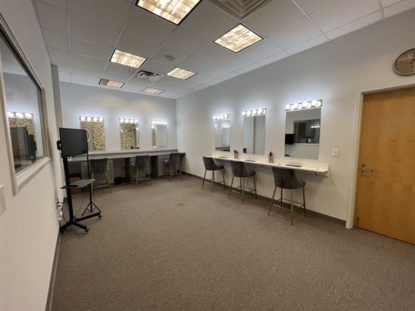 Bella Modeling School