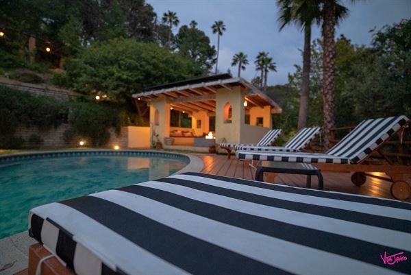 Glendower Estate - Speakeasy Recording Studio