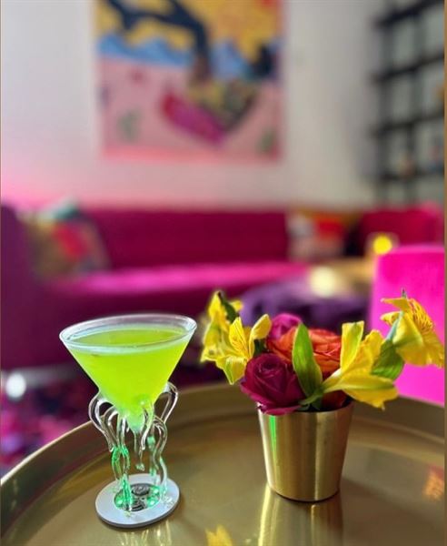 Front Row Art Lounge