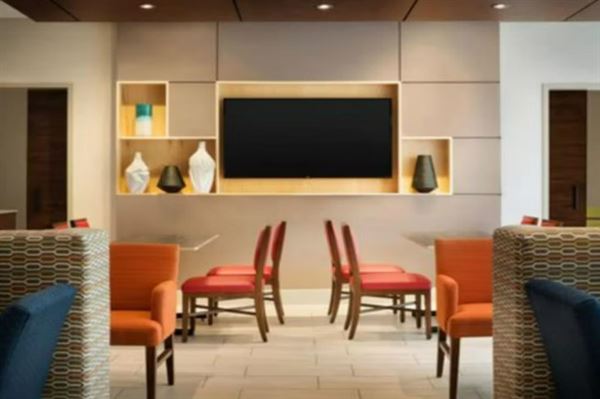 Holiday Inn Express McCook