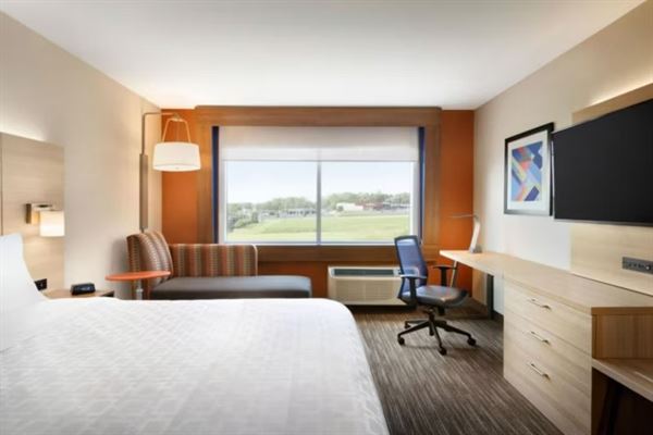 Holiday Inn Express McCook