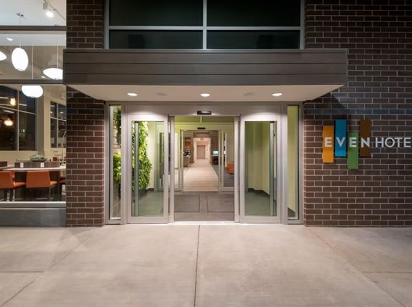 EVEN Hotels Downtown Omaha