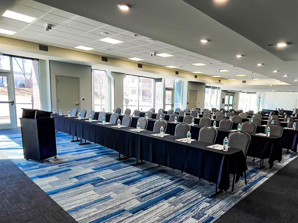 EVEN Hotels Downtown Omaha