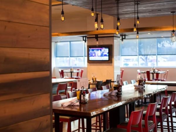 Holiday Inn Omaha Downtown-Airport