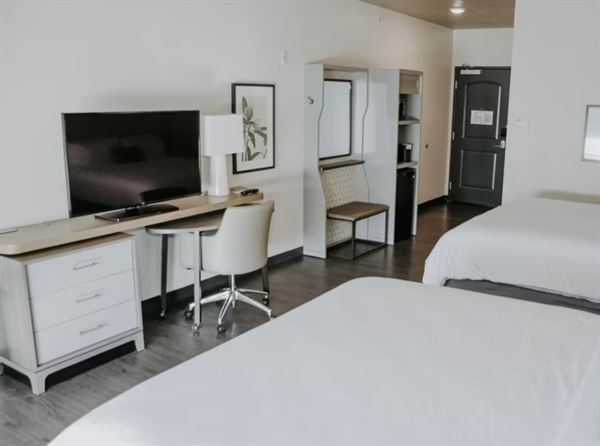 Holiday Inn Omaha Downtown-Airport