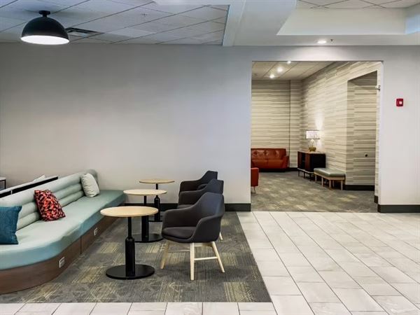 Holiday Inn Omaha Downtown-Airport