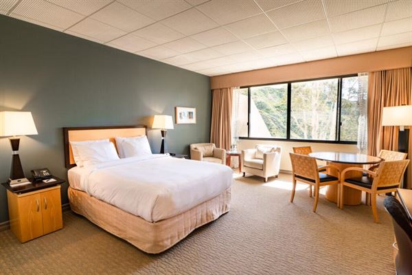 Villa Graziadio Executive Center