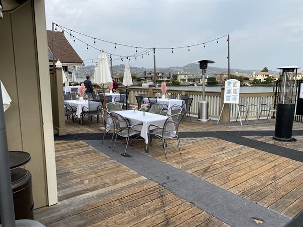 The Lighthouse Bar & Grill