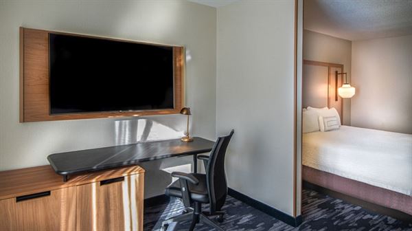 Fairfield Inn & Suites Chester