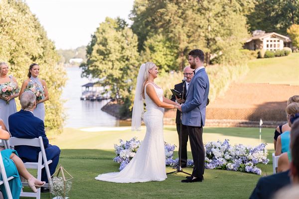 River Hills Country Club