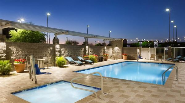 Home2 Suites by Hilton Phoenix Glendale-Westgate