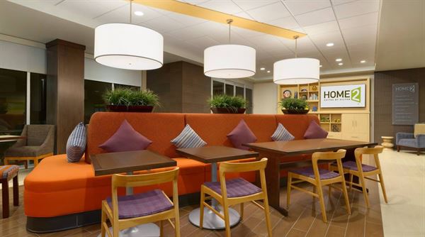 Home2 Suites by Hilton Phoenix Glendale-Westgate