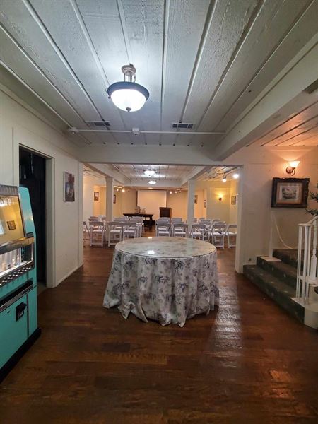 The Heard-Craig Art Center & Museum