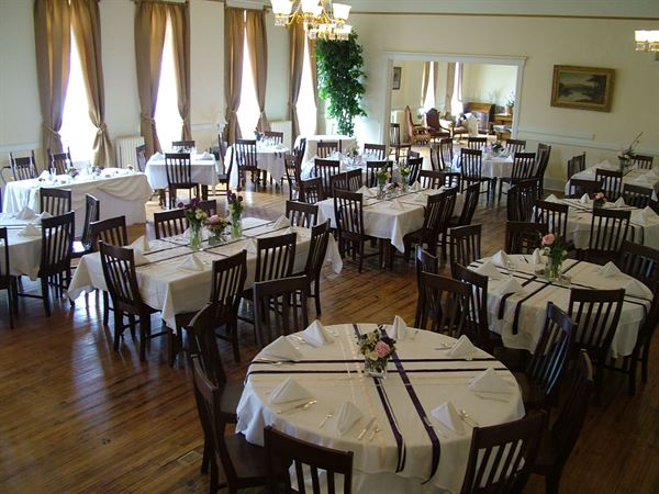 Martin & Mason Hotel