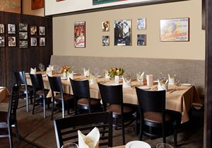 THE CASABLANCA TABLE