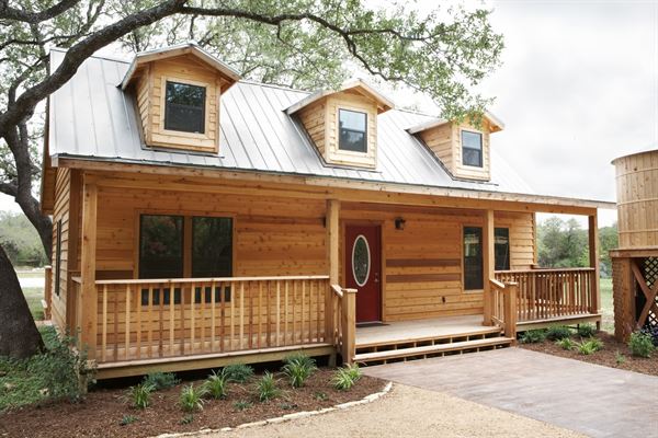 Gardens at Old Town Helotes