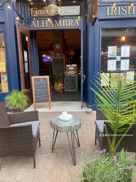 Alhambra Irish House