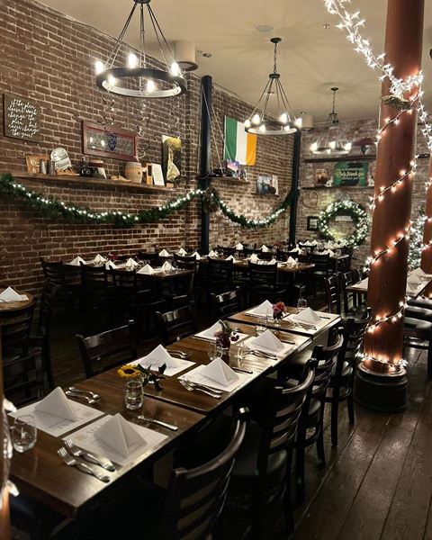 Alhambra Irish House