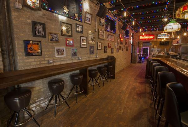 Carol's Country & Western Honkytonk Bar