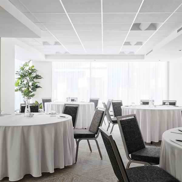 The Metcalfe Hotel by Gray Collection