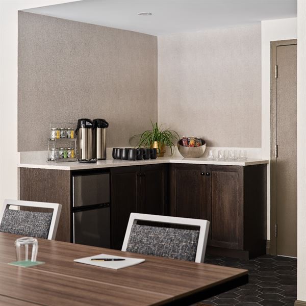 The Metcalfe Hotel by Gray Collection