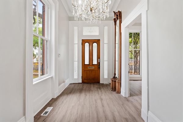 The Hallet-Irby House