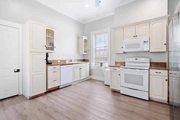 The Hallet-Irby House