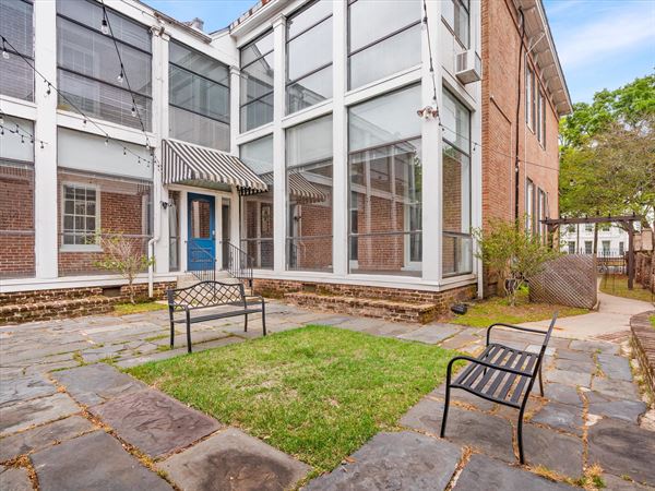 The Hallet-Irby House