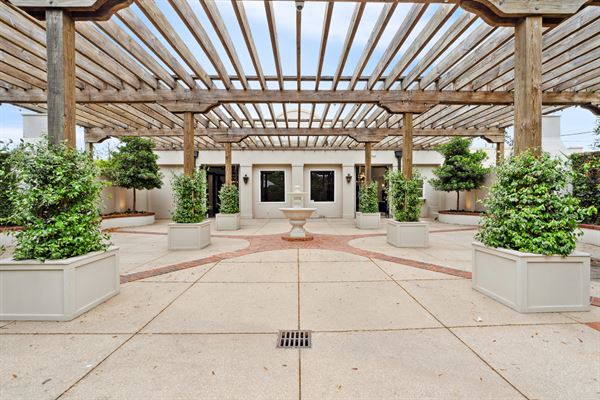 The Courtyard on Dauphin