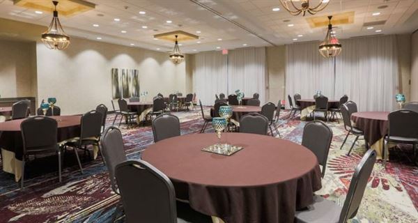 Homewood Suites Charleston Historic District