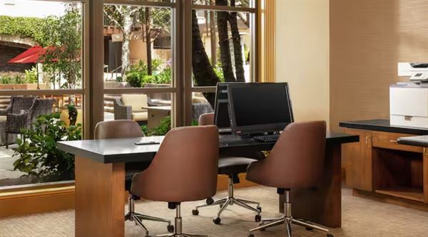 DoubleTree by Hilton Claremont