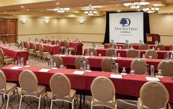 DoubleTree by Hilton Claremont