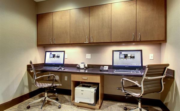 Hampton Inn & Suites Milwaukee West