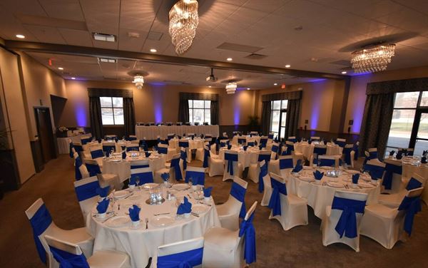 Hampton Inn & Suites Milwaukee West