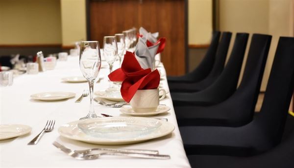 Hampton Inn & Suites Milwaukee West