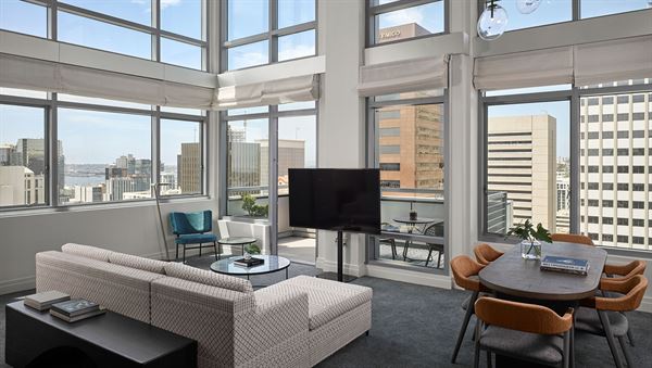 Alma San Diego Downtown, A Tribute Portfolio Hotel by Marriott