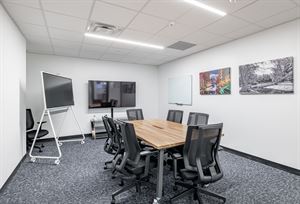 Riverwalk Room (Medium Conference Room for 6)